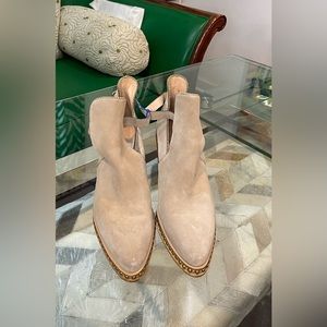 Coach Pipa suede bead chain western boot. Brown.